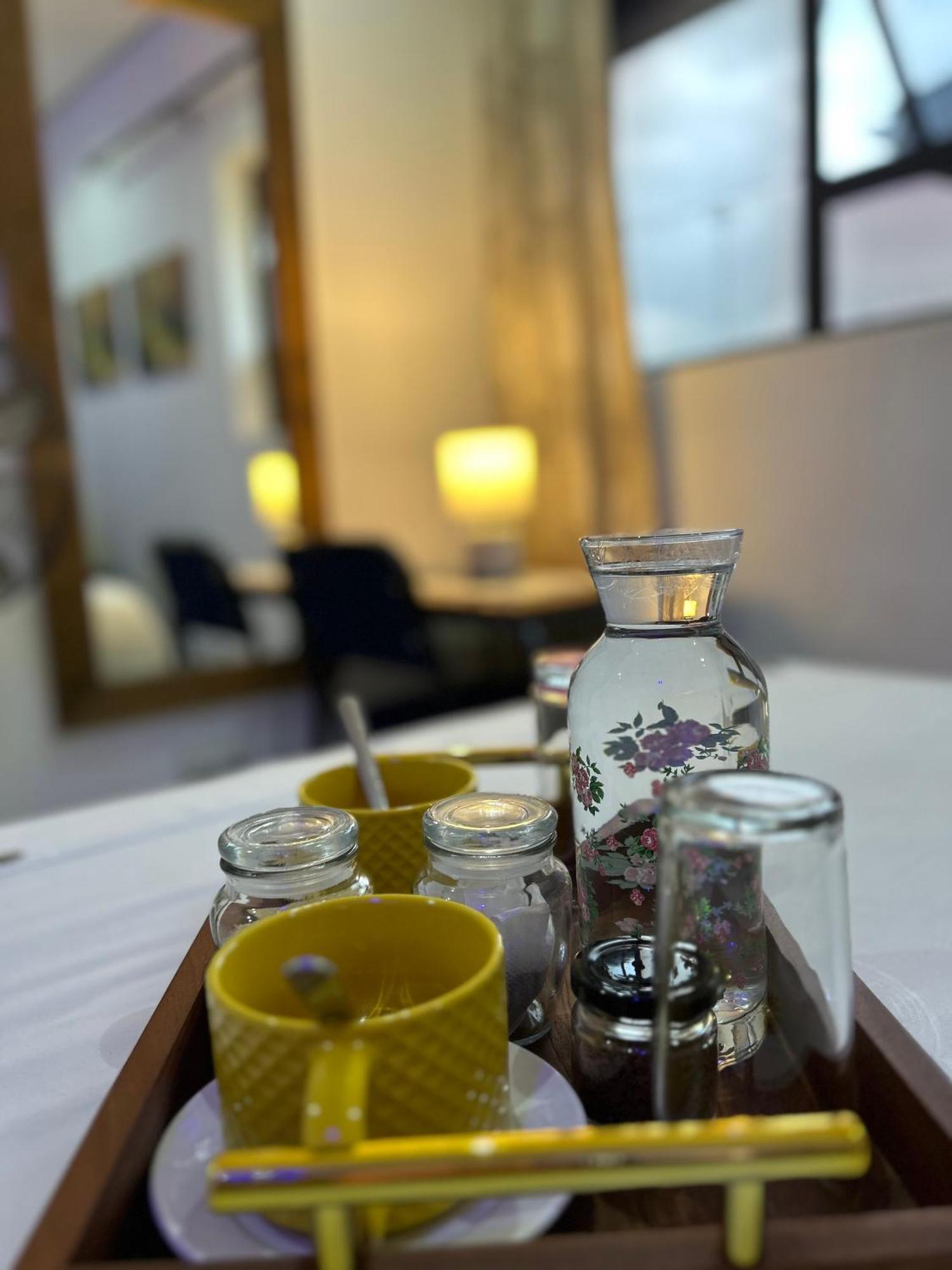 Skyfly Bed & Breakfast Манзіні Екстер'єр фото